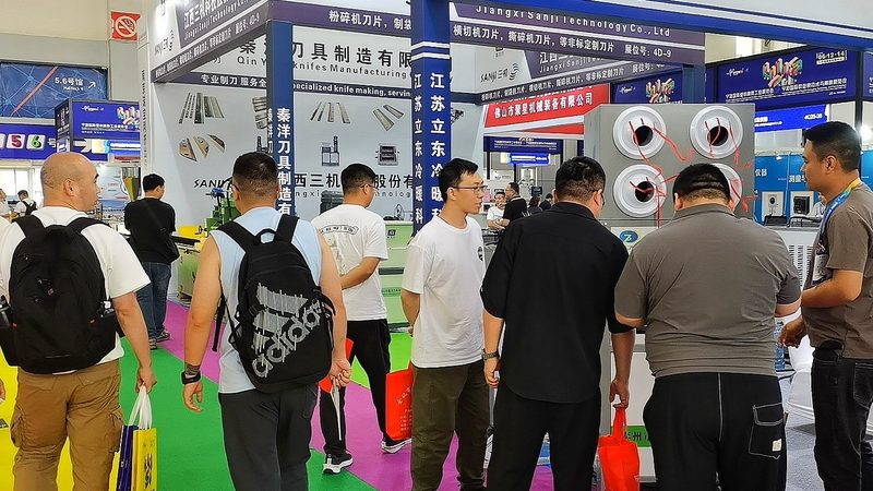 喷绘广告牌尺寸与价格，如何精准匹配需求？**